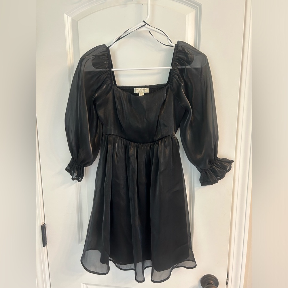 Black 3/4 sleeve dress
